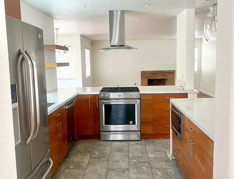14356 Crestwood Ave — Photo 4