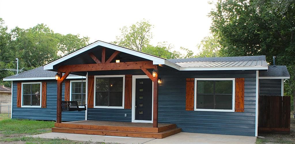 104 Walnut St, Angleton, TX 77515 MLS 6252327 Zillow