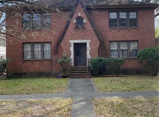 115 E 55th St, Savannah, GA 31405
