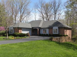 120 Williamsburg Ct, Zionsville, IN 46077