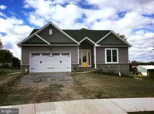 328 W Fritz Ave, Quarryville, PA 17566