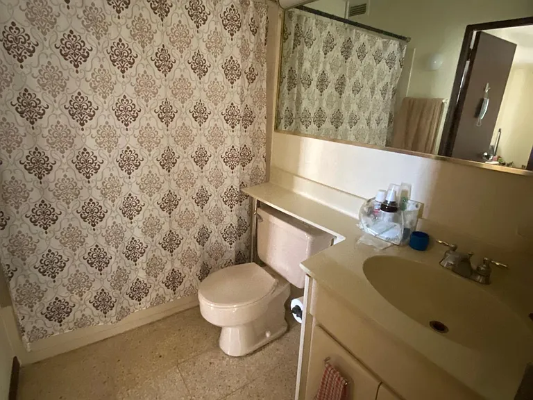 1217 Avenue Magdalena #10B — Photo 6