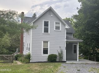 751 Grove St, Roaring Spring, PA 16673