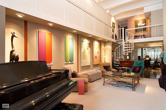 1st image of 536 W 43rd St APT 1E