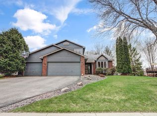 9664 Parkside Trl, Champlin, MN 55316