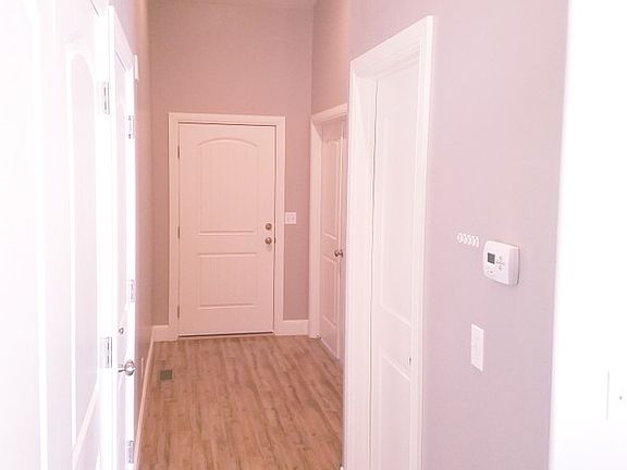 4th image of 536 W 1770 S