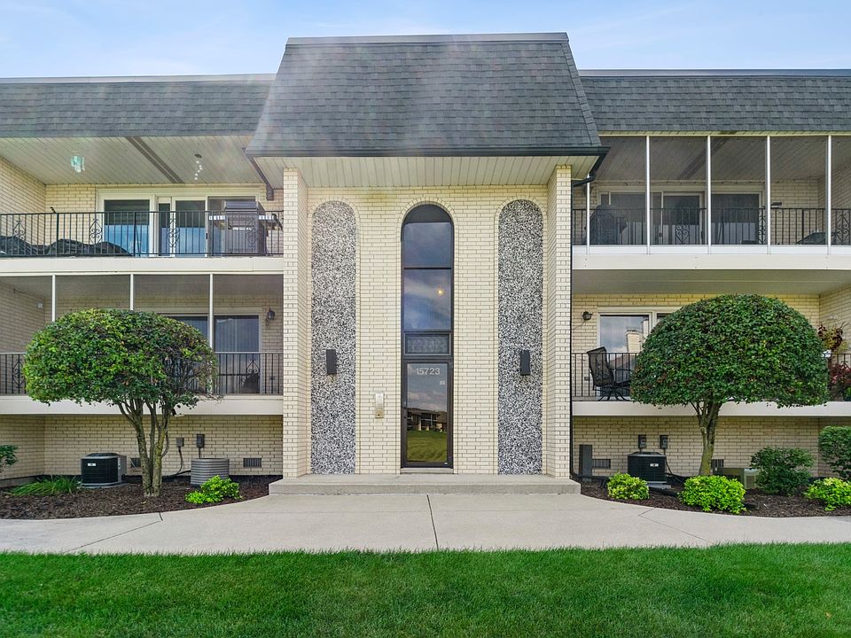 1st image of 15723 Deerfield Ct Unit 1E