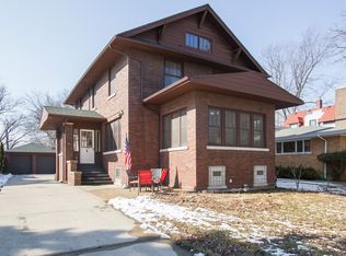 10930 S Hoyne Ave, Chicago, IL 60643
