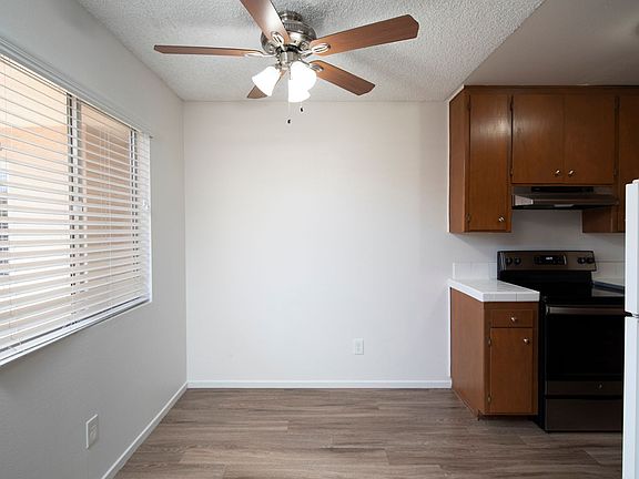 3rd image of 4066 Albatross St #27