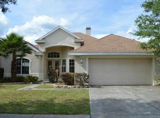 10121 Deercliff Dr, Tampa, FL 33647