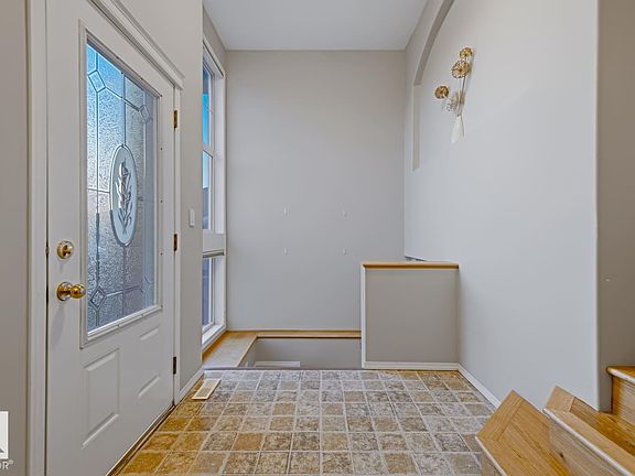 2nd image of 119 Chelsea Way