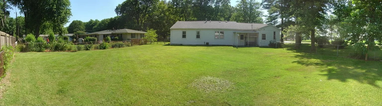 147 E Lawrin Blvd photo 1