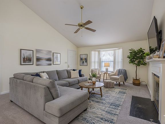 4th image of 230 Pepper Ridge Cir