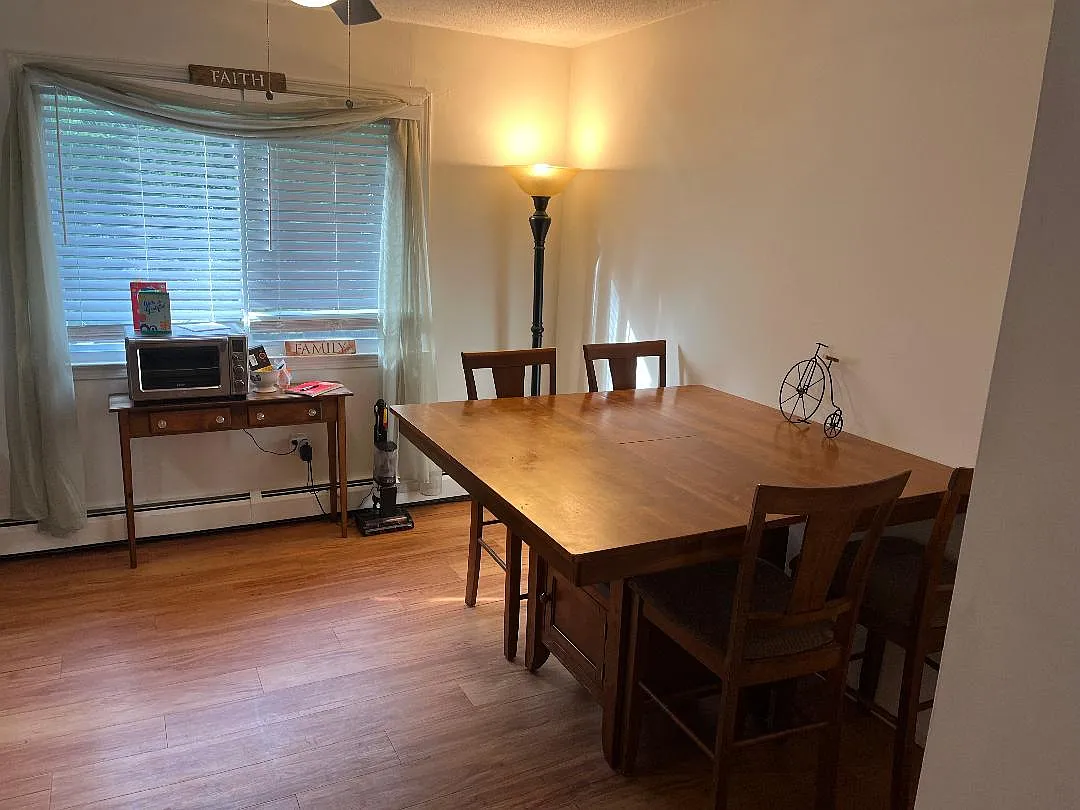 2 bed, 1.5 bath, 1200 sqft, $2,000 — Photo 4