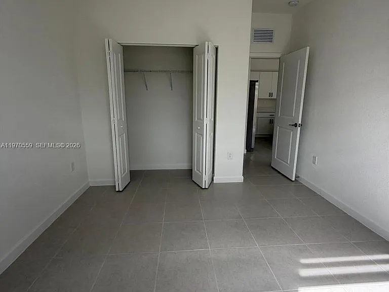 2638 SE 9th St — Photo 14