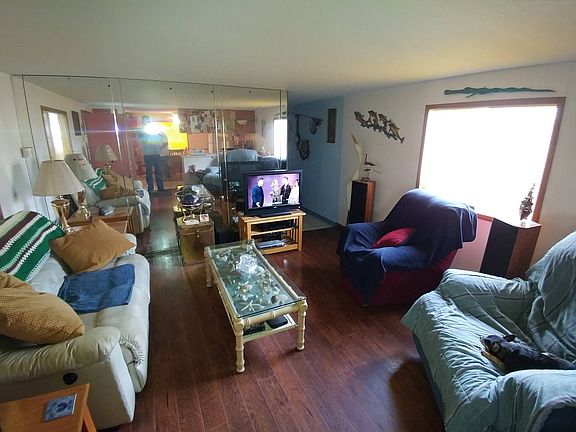 3rd image of 1217 Primrose Peak Dr
