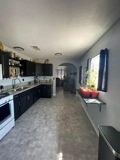 6116 Mariposa Ave — Photo 3