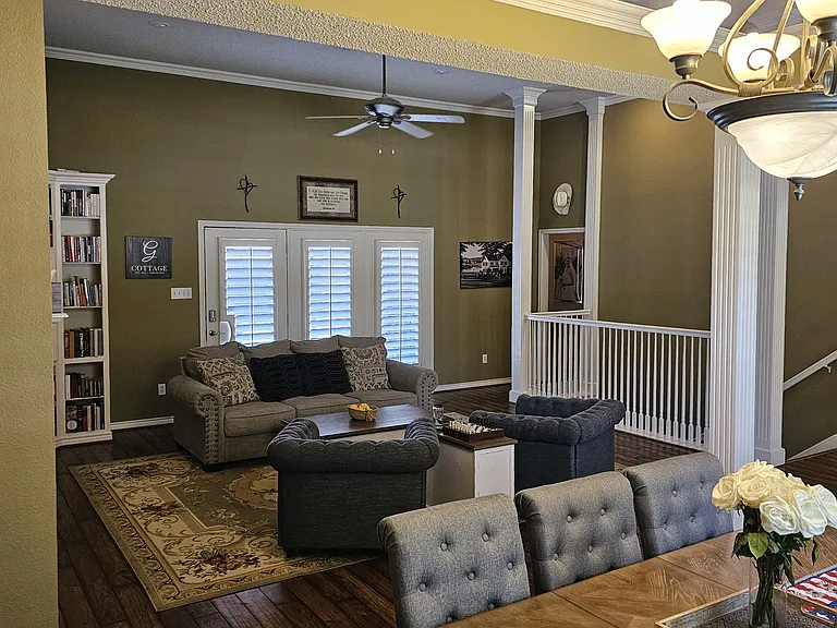 10306 York Ave — Photo 23