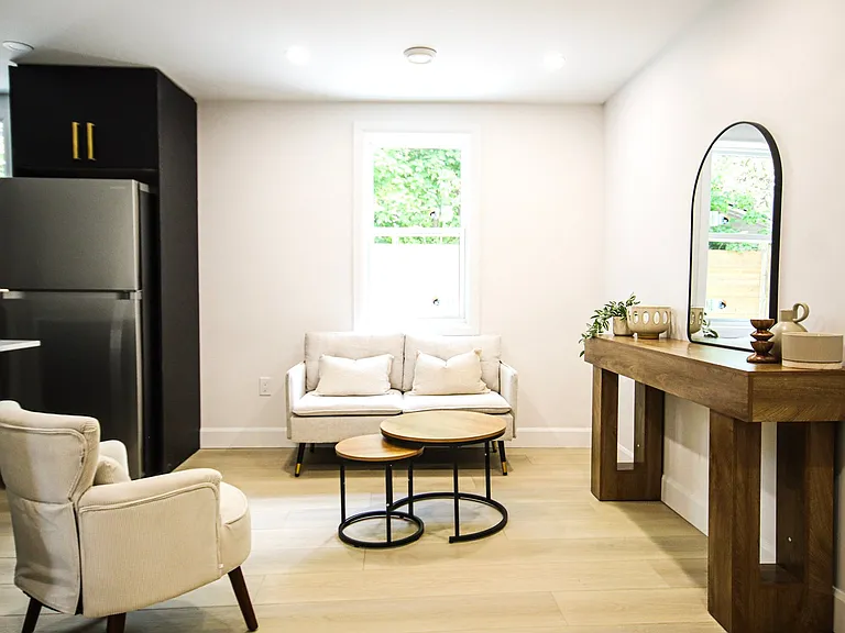 269 Madison Ave S #5 — Photo 27