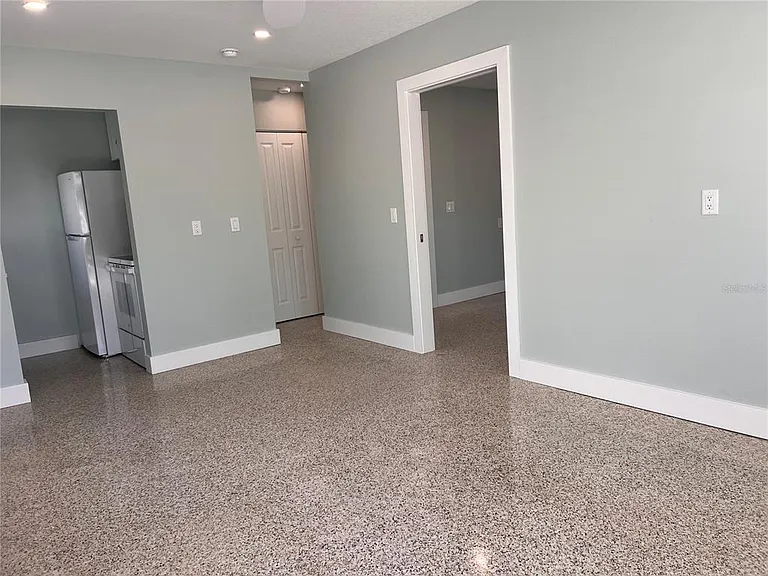 40 82nd Ave S #1 — Photo 30