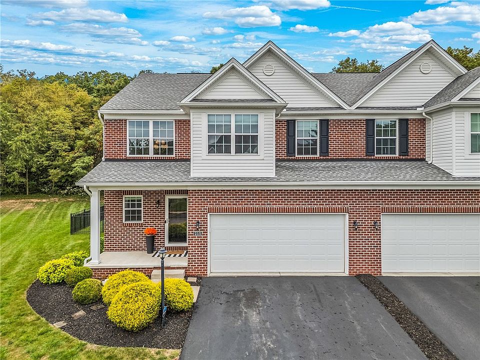 1st image of 215 Bentbrook Cir