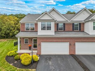 215 Bentbrook Cir, Cranberry Township, PA 16066