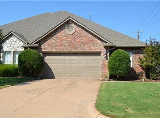 1601 Laurel Pl, Edmond, OK 73003