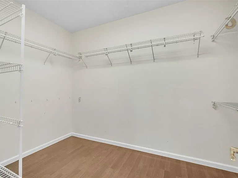 4617 Patricia Ann Ct — Photo 18