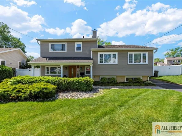 21 Starlight Dr, Colonia, NJ 07067