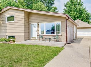 900 N Princeton Ave, Villa Park, IL