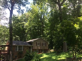 105 E Wildwood Ln, Fredericksburg, VA 22405