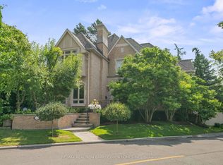 100 Old Forest Hill Rd, Toronto, ON M5P2R5