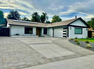 7040 Pomelo Dr, West Hills, CA 91307
