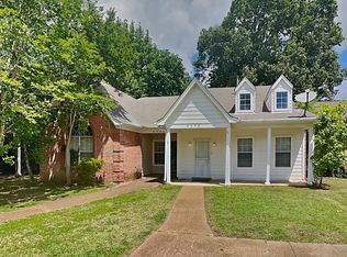 6758 Whitten Pine Dr, Memphis, TN 38134