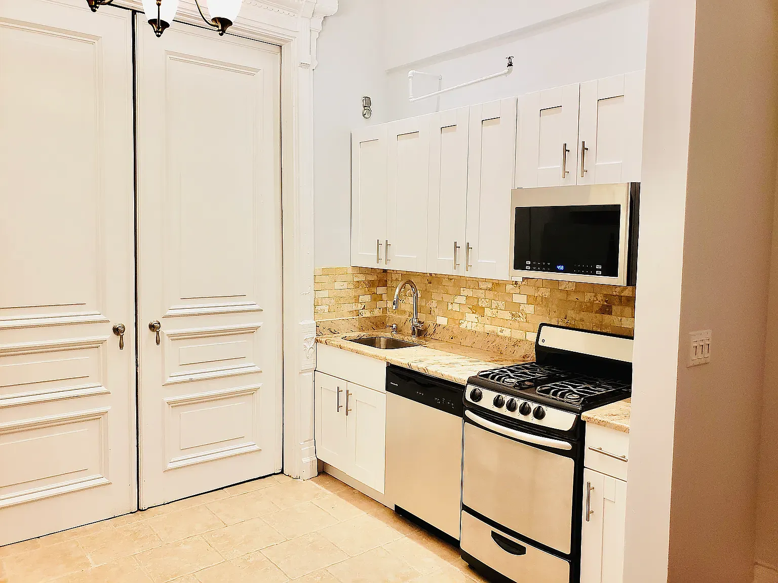 99 Halsey Street — Photo 1