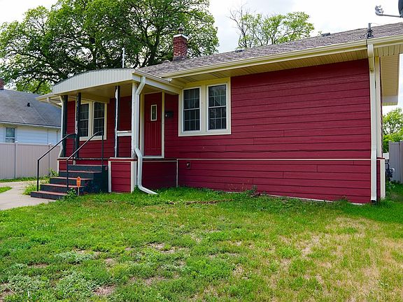 2nd image of 1414 N Broadwell Ave