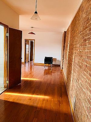 4th image of 422 E 118th St #5