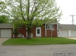 3401 Village Ln, Granite City, IL