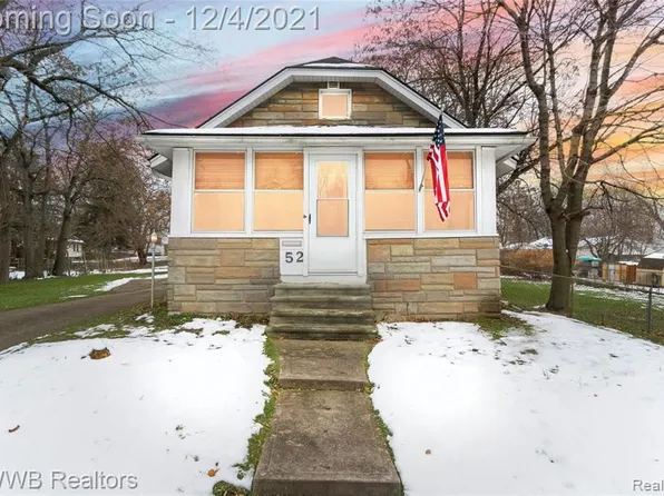 52 E Brooklyn Ave, Pontiac, MI 48340