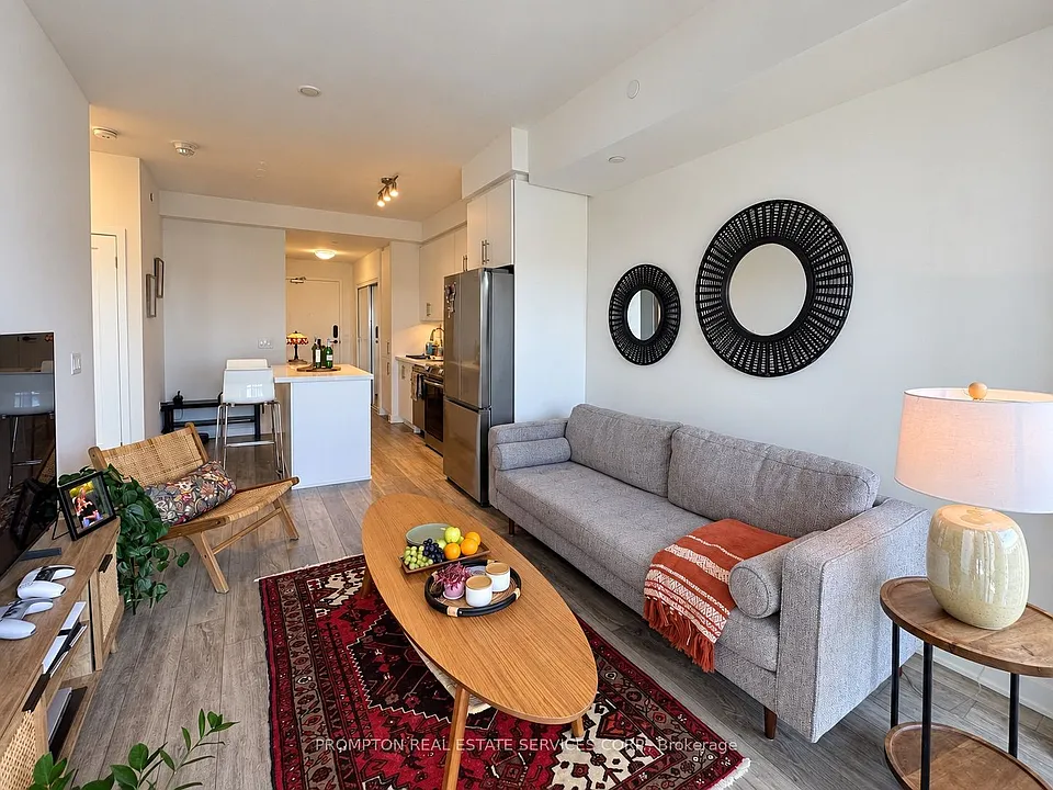 95 Oneida Cres #LPH06