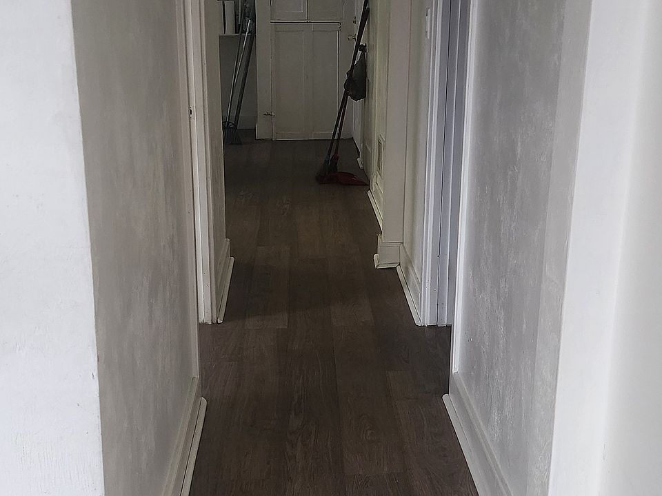 2nd image of 417 Earl St APT 2
