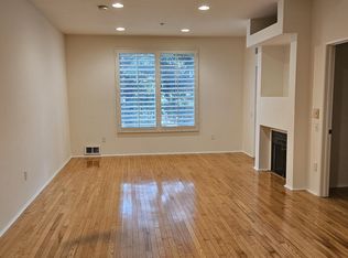 320 Caldecott Ln Unit 107, Oakland, CA 94618