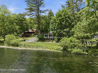 120 Hidden Hollow Ln, Stroudsburg, PA 18360