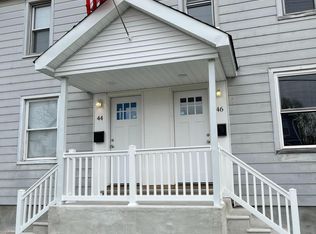 44 Capitol St, Paulsboro, NJ