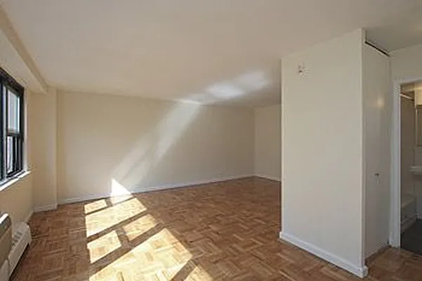 Rented by GoodRock Realty | media 16
