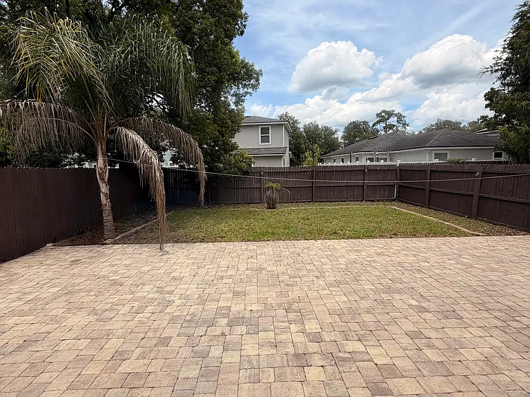 8319 Highfield Ave — Photo 19