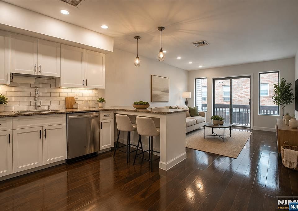 1st image of 31 Fairmount Avenue #6A