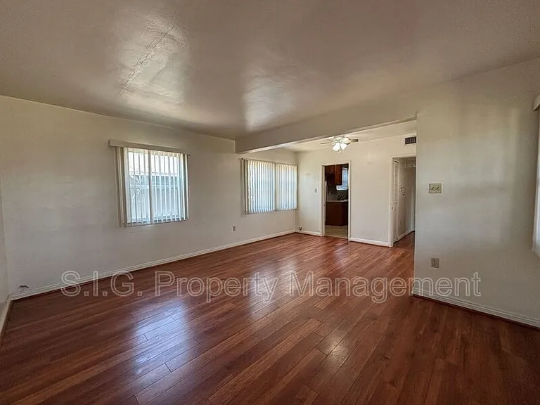 629 W Glenoaks Blvd #A — Photo 4