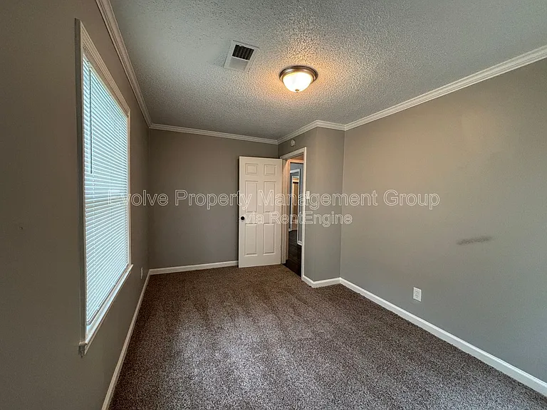 3723 Wilshire Rd — Photo 6
