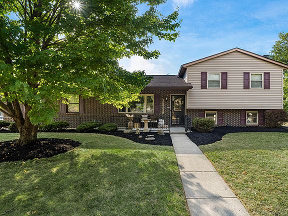 2nd image of 3673 Magnolia St